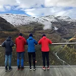 Vatnahalsen Hoyfjellshotell