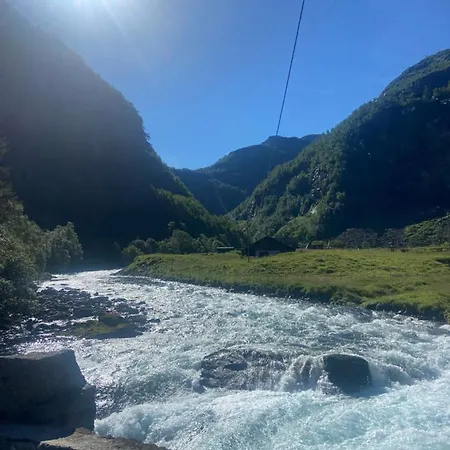 Vatnahalsen