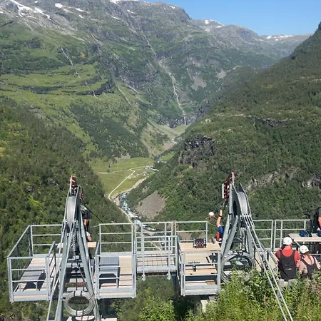 Vatnahalsen Myrdal
