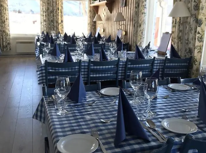Vatnahalsen Hoyfjellshotell