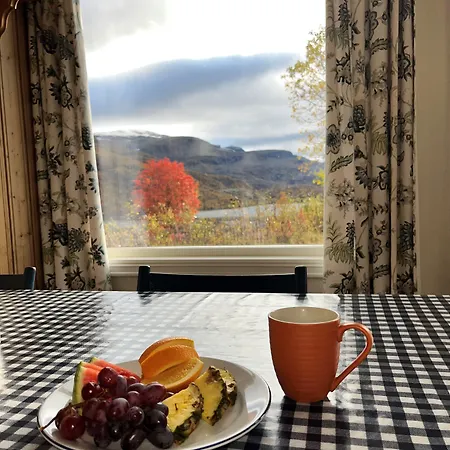 Vatnahalsen Hoyfjellshotell